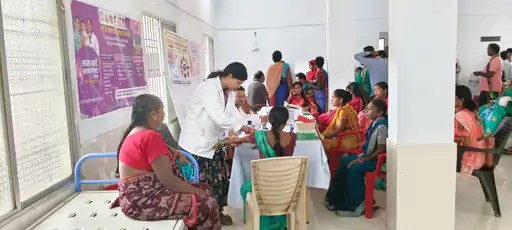बसना: स्वास्थ्य केंद्र में 606 गर्भवती महिलाओं की जांच सुरक्षित मातृत्व के लिए परामर्श दिया गया। स्वास्थ्य sarkari hospital basna