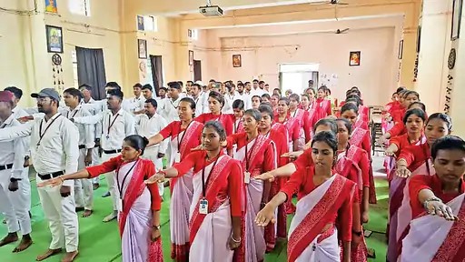 महासमुंद डाइट में स्वच्छता शपथ 23 को पौधरोपण और 24 को वाद-विवाद प्रतियोगिता swachhta hi sewa hai