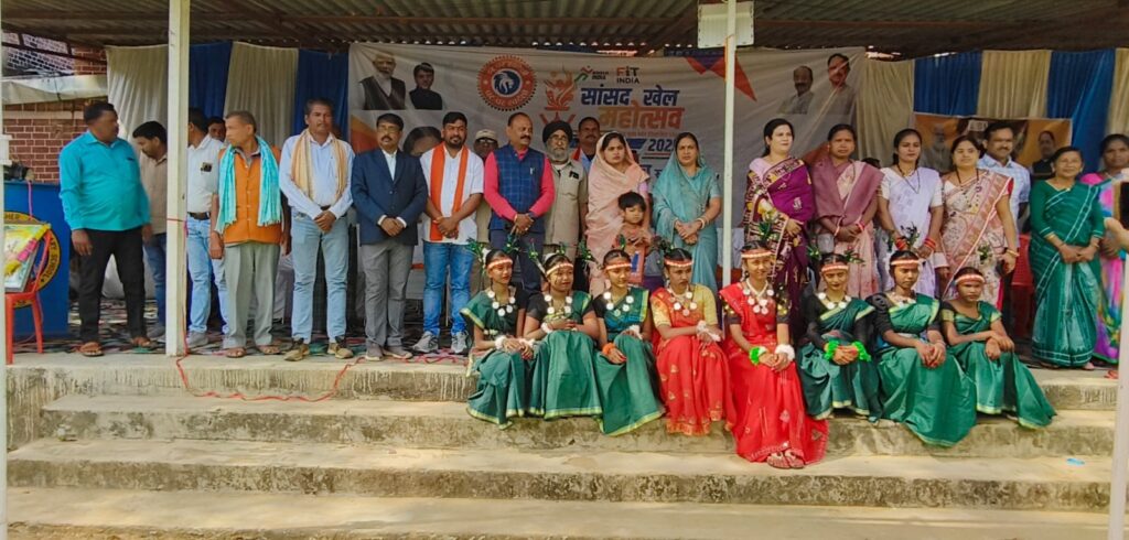 बसना: सांसद खेल महोत्सव जेनसन मेमोरियल स्कूल जगदीशपुर में भव्य रूप से सम्पन्न हुआ। खेल Jagdispur 1