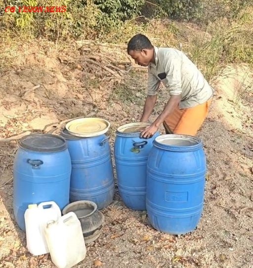 महासमुंद: पुलिस का अवैध शराब के खिलाफ अभियान, 10 आरोपी गिरफ्तार शराब Daru image 22