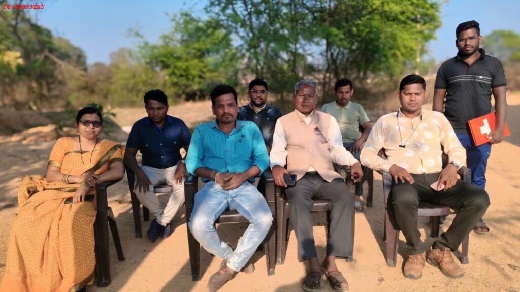 बसना: गढ़पटनी में गणतंत्र दिवस(26 जनवरी) समारोह की तैयारी को लेकर बैठक संपन्न हुआ। गणतंत्र दिवस ssg11