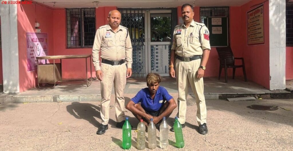 अवैध महुआ शराब पर कार्रवाई