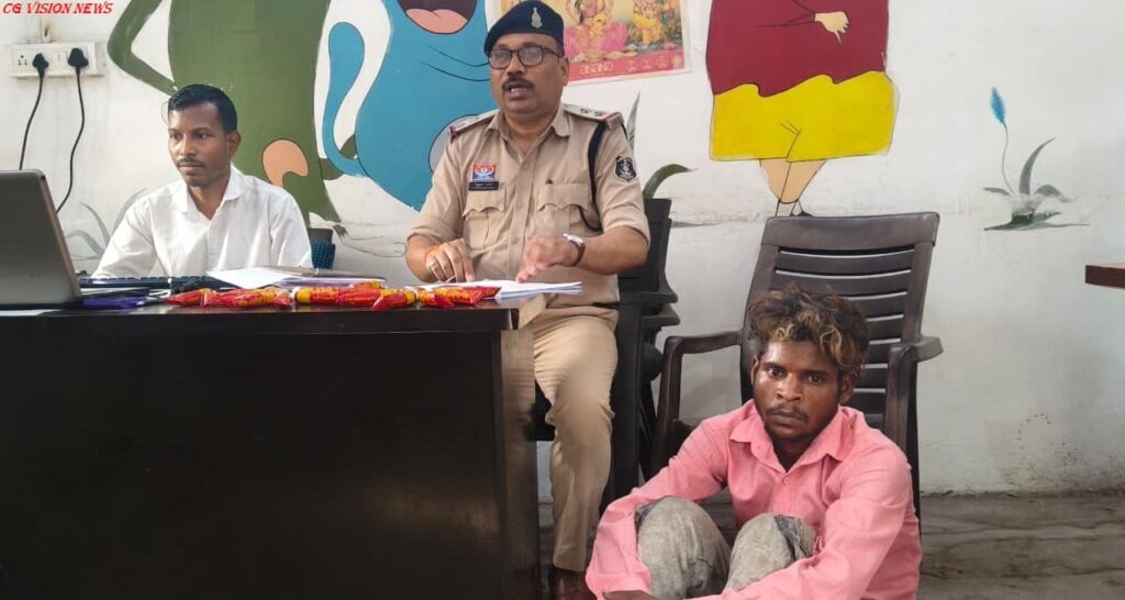 Solution बेचने वाला आरोपी गिरफ्तार
