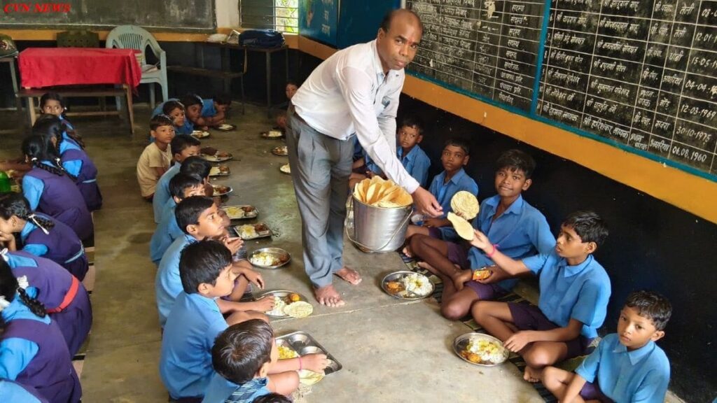 पिरदा: साईं सरायपाली में प्रधान पाठक श्री लोकेश्वर वर्गे की सुपुत्री के जन्मदिन पर न्योता भोज का आयोजन किया गया। सरायपाली जन्मदिन पर न्योता भोज