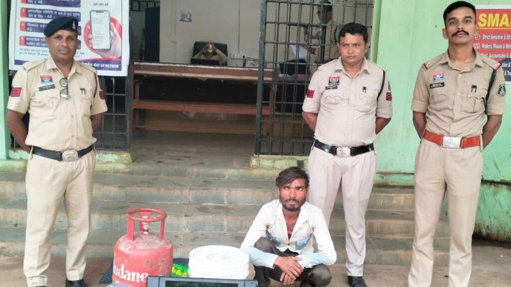 महासमुंद: शीतली नाला चोरी का खुलासा, 24 घंटे में आरोपी गिरफ्तार; पूरा सामान बरामद। चोरी का खुलासा