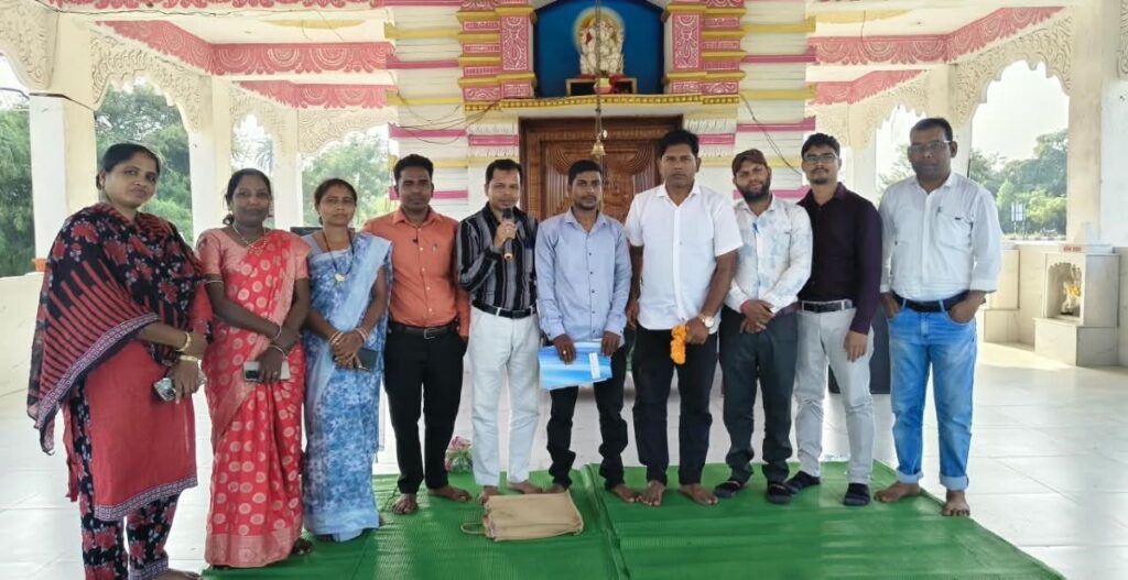 बसना: सिंघनपुर में संस्कार साहित्य मंच की काव्य गोष्ठी, कवियों ने रचनाओं से दिया सामाजिक चेतना का संदेश। सिंघनपुर काव्य गोष्ठी
